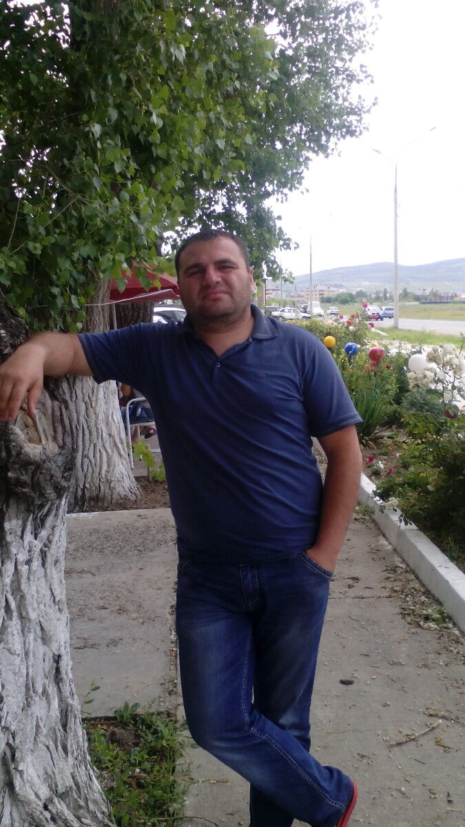  9953864  Toko, 40 ,    