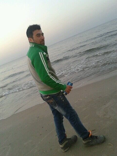  ,   Ali, 37 ,   