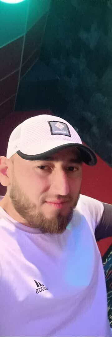  ,   Ruslan, 33 ,   ,   