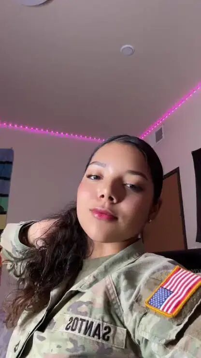 ���� 48234864 ������� Bizcochita, 29 ���, ���� ���������� � Palais-Bourbon