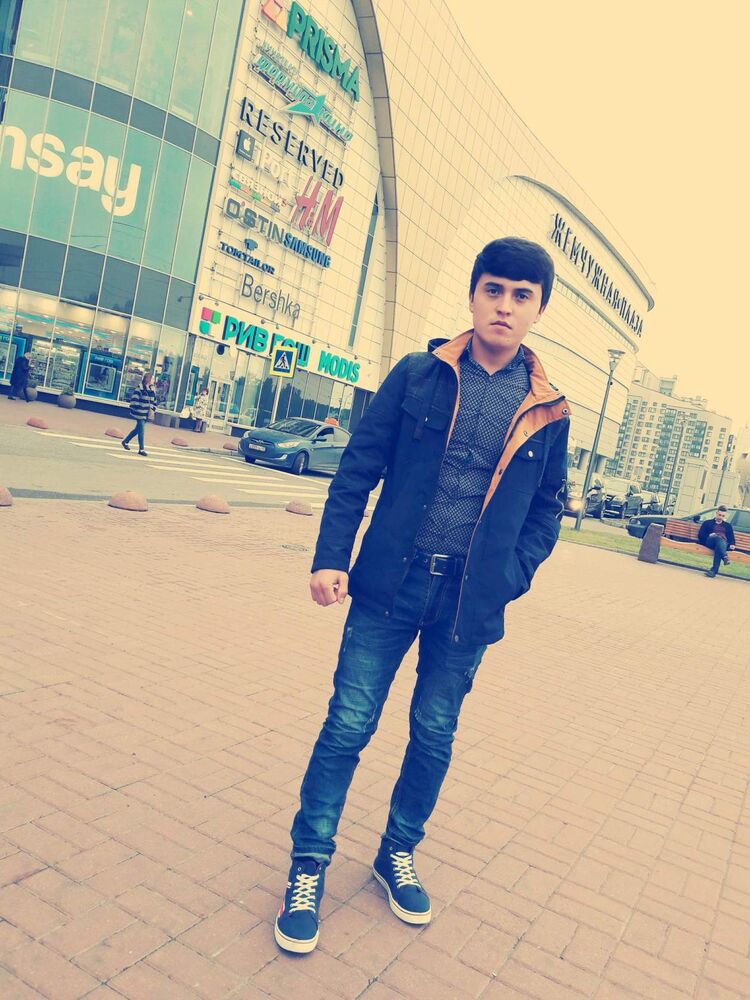  ,   Bek, 29 ,   ,   