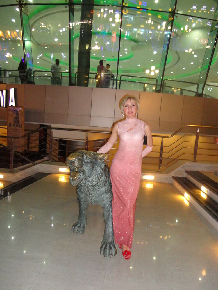  10325894  Nadegda, 62 ,    