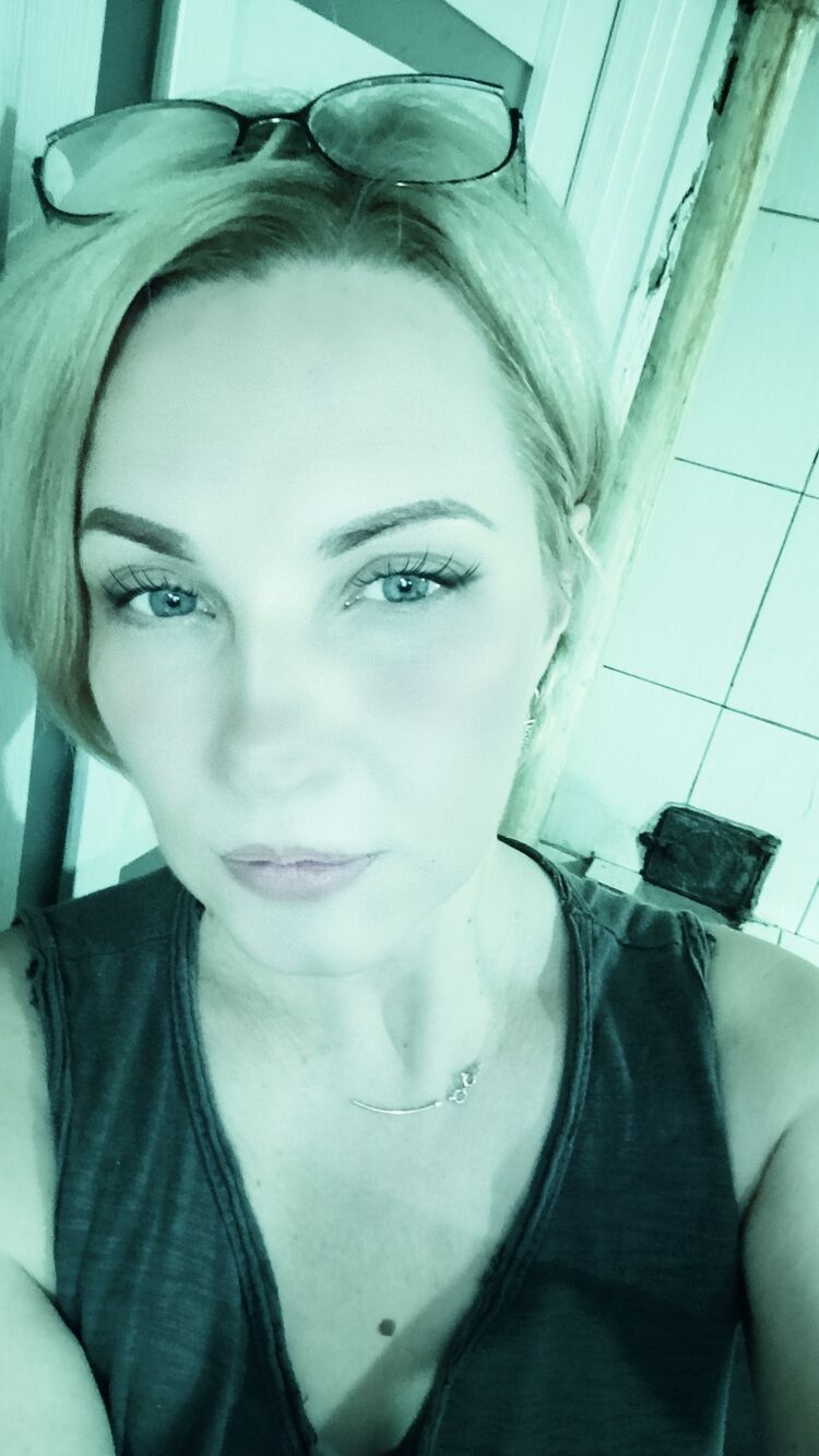  48048854  , 40 ,    