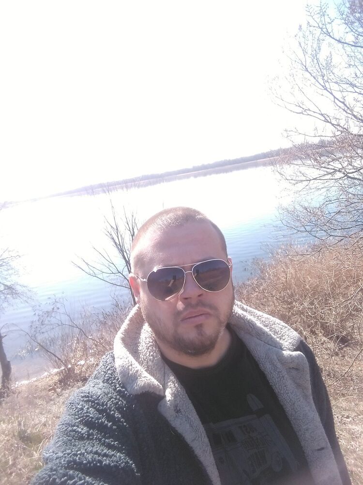  ,   Nik, 40 ,   ,   , c 