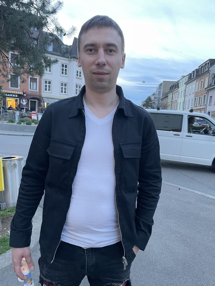  ,   Kolja, 33 ,   ,   