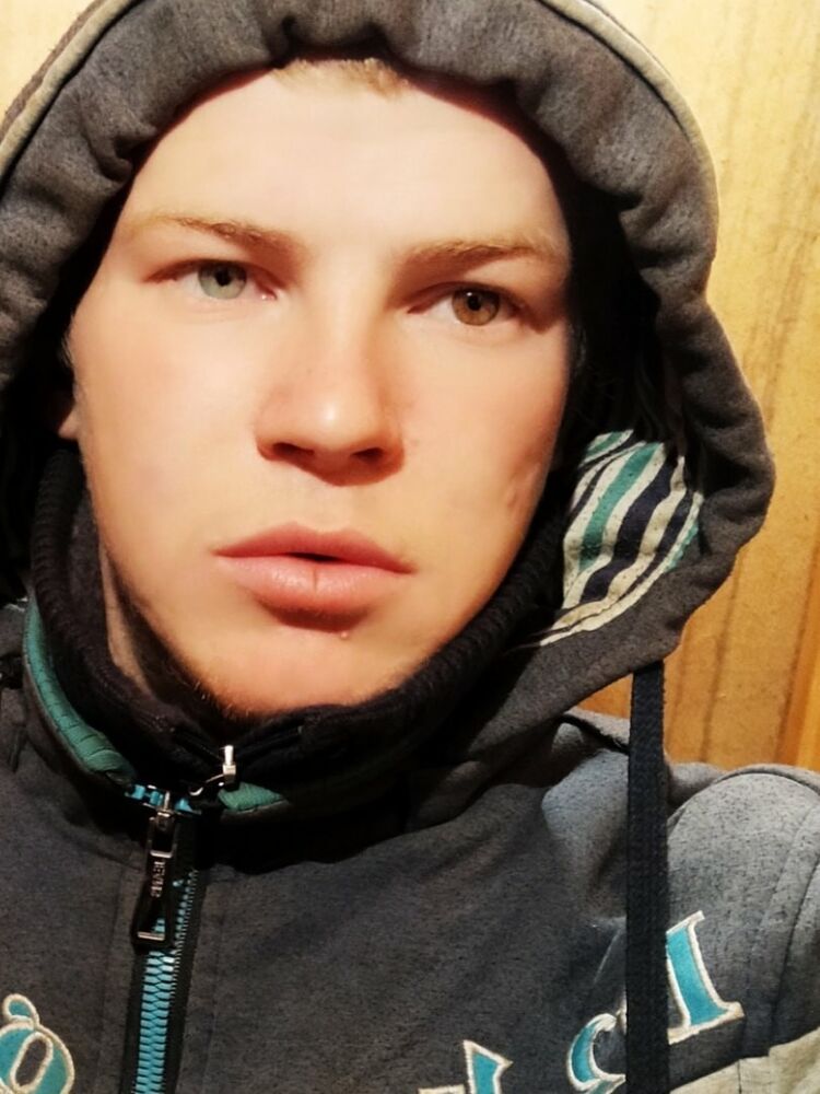  ,   Nikola, 31 ,   ,   , c 