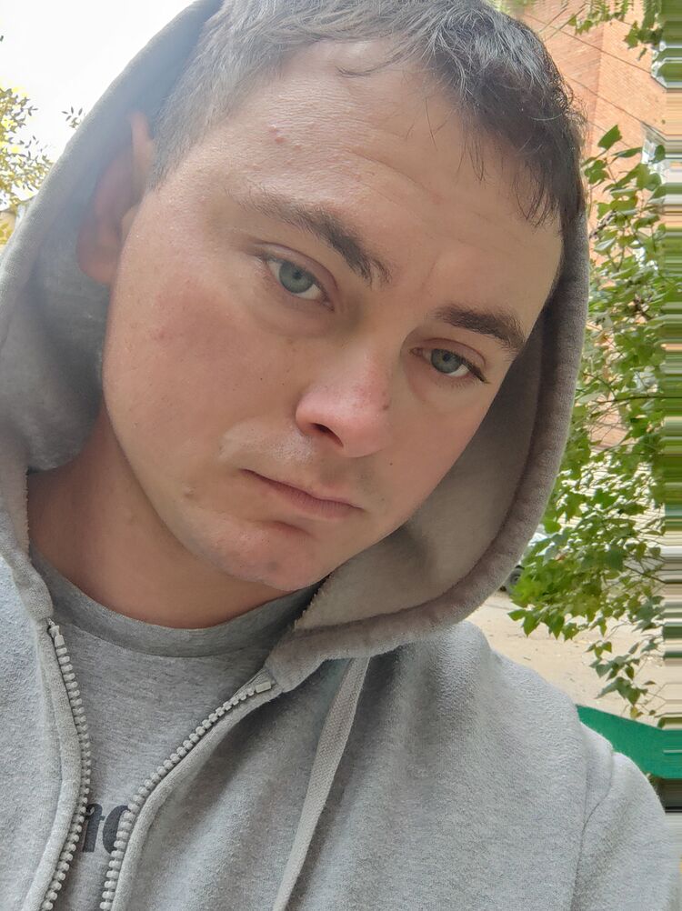  28949624  , 31 ,    