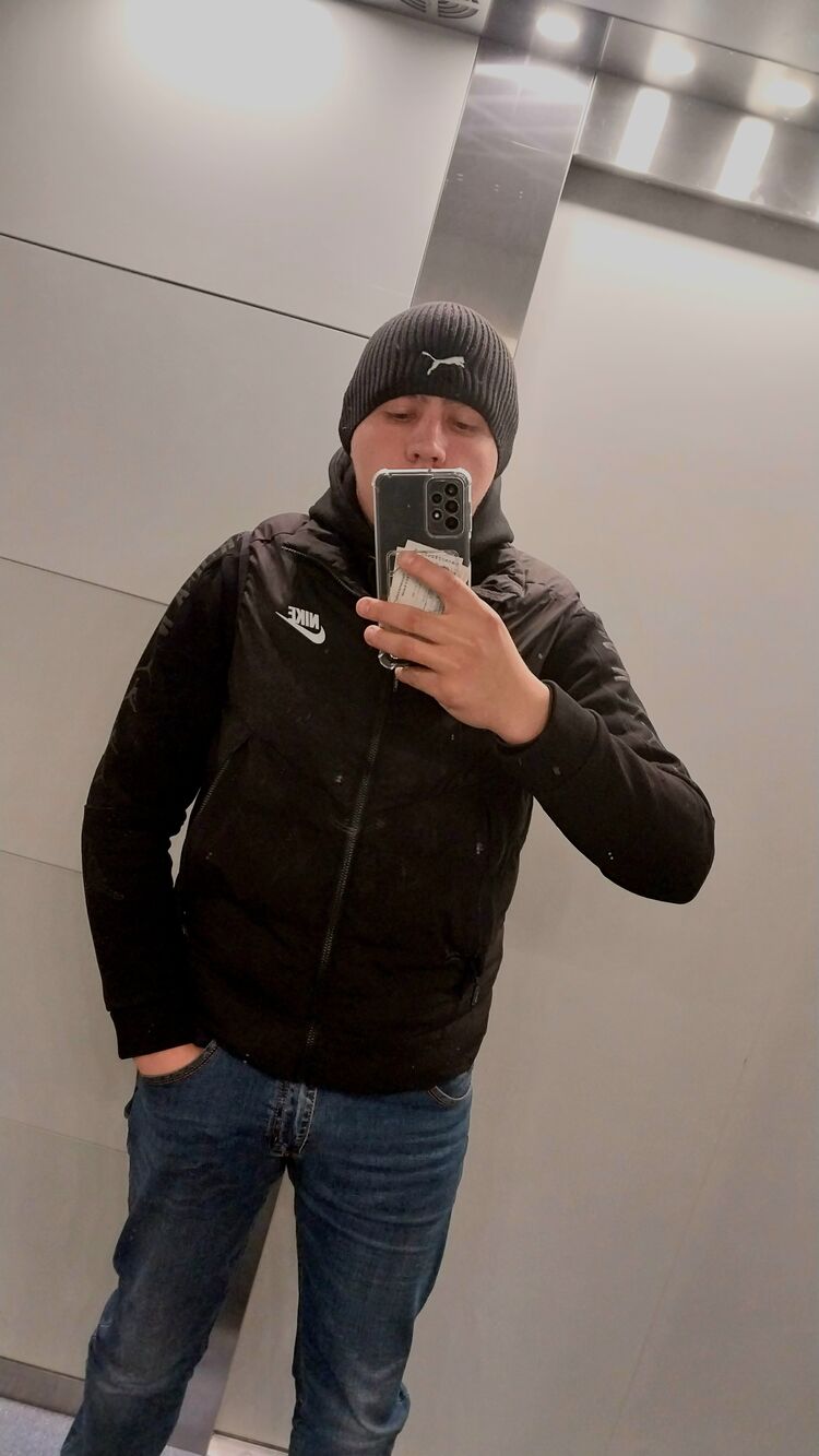  33744894  , 28 ,    