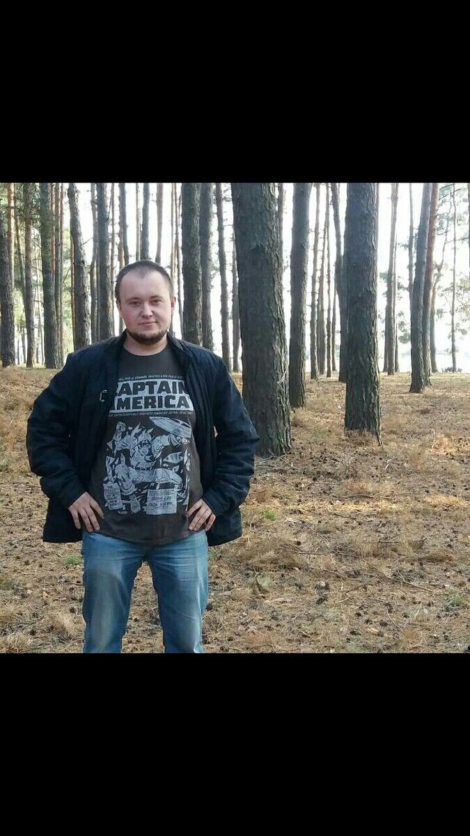  22283244  , 31 ,    Zabrze