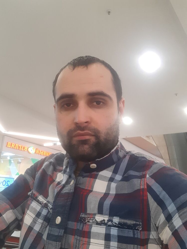  40307044  SALMN, 34 ,    
