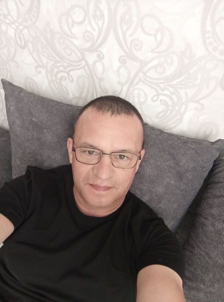  52804214  , 46 ,    