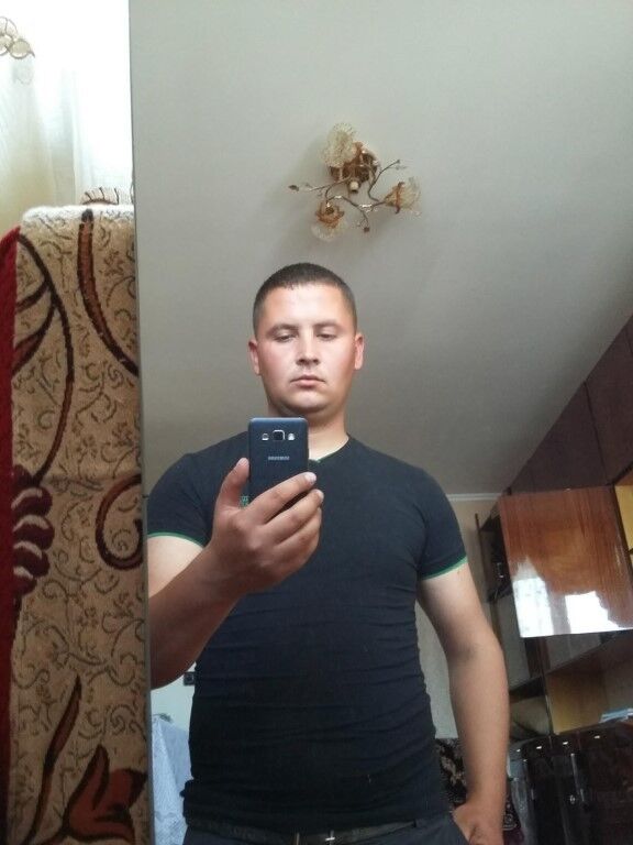  12512604  Kostic, 37 ,    