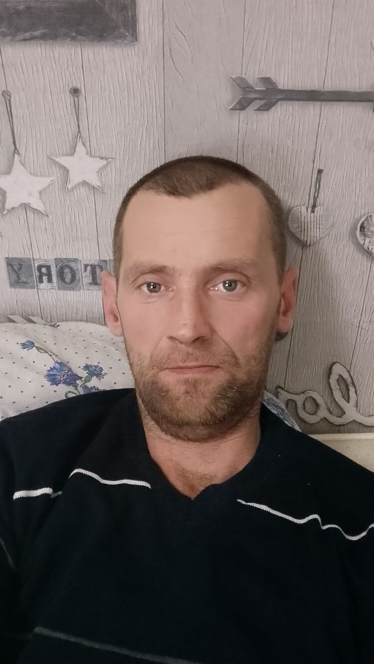  48872994  , 40 ,    