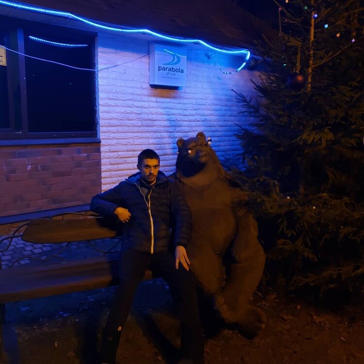  37885014  , 31 ,    -