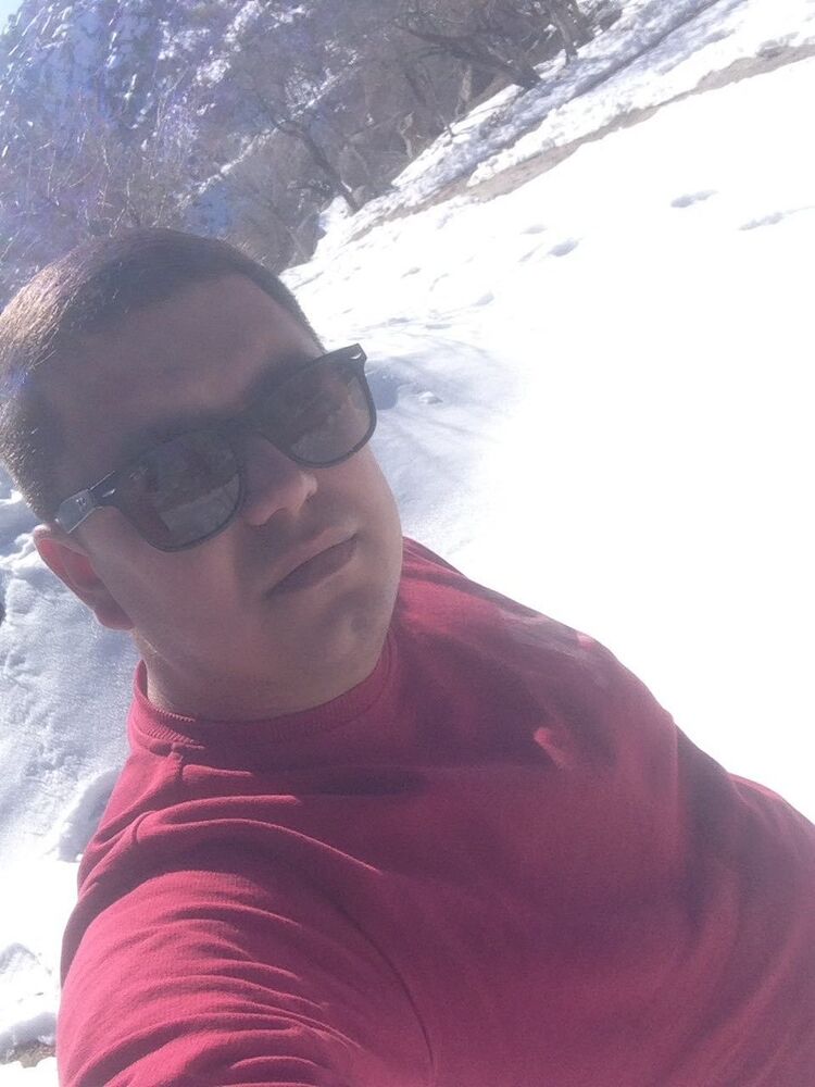  12419474  Alisher, 35 ,    