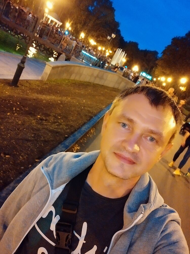  ,   Alex, 40 ,   ,   