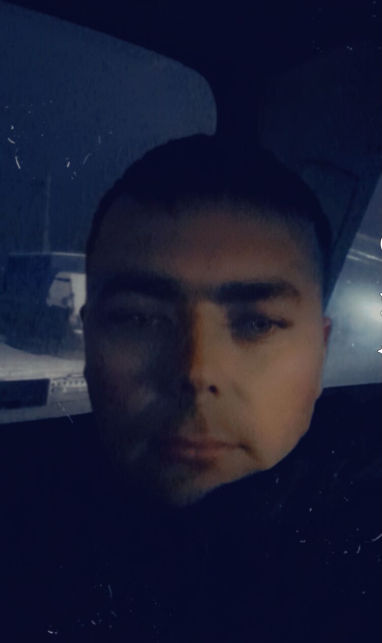  40105424  , 28 ,    