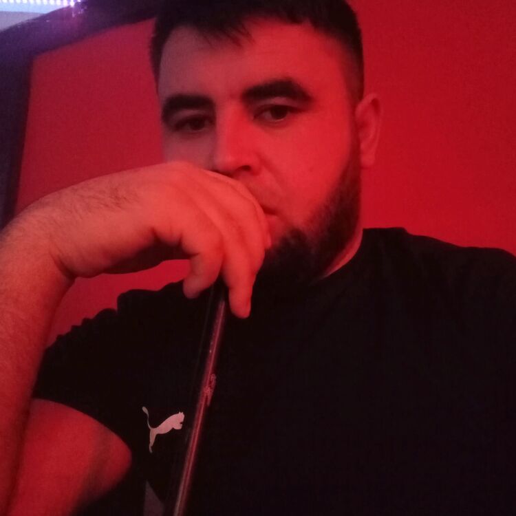  32358574  , 33 ,    