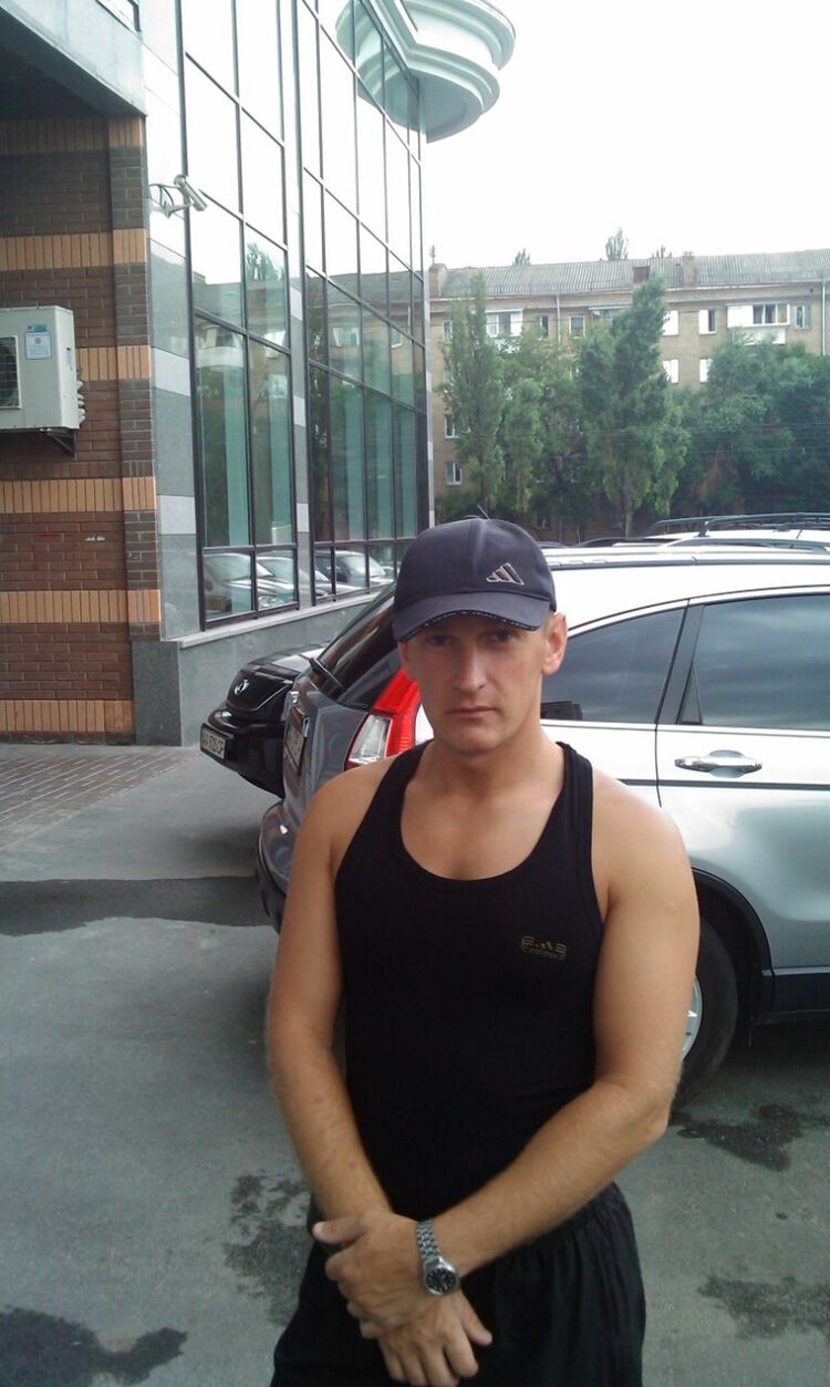  54617914  Andrei, 48 ,    