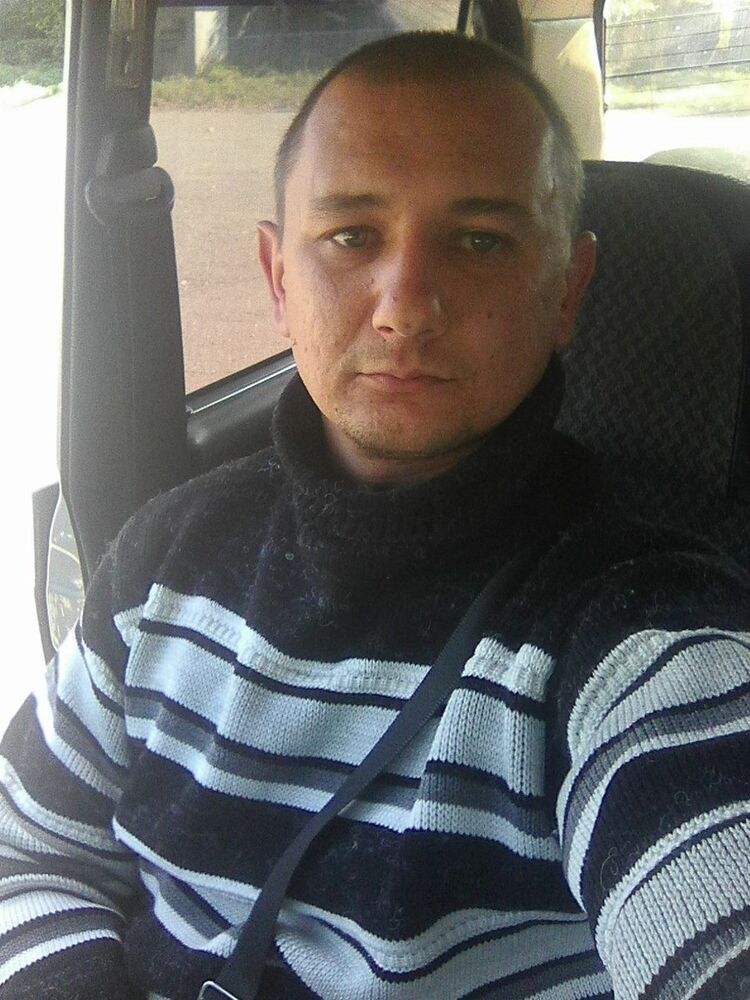  10726794  , 40 ,    