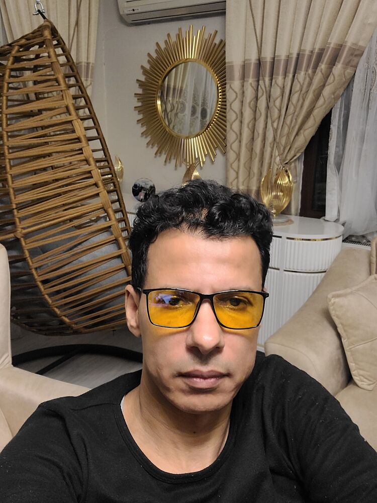  53061554  Ibrahim, 36 ,    