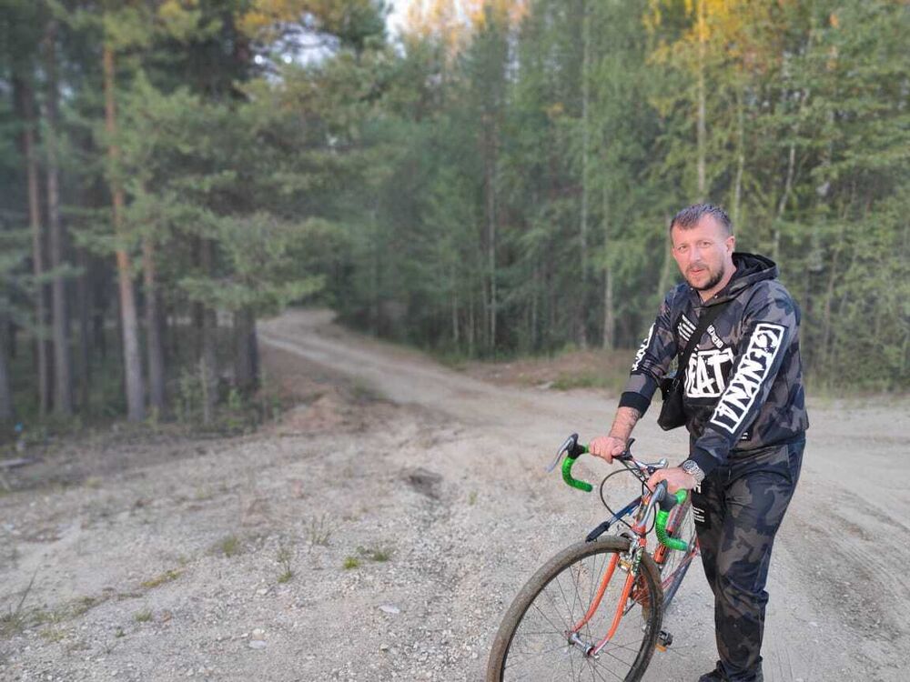  ,   Zhenya, 39 ,   ,   , c , 
