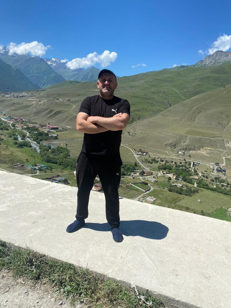  37618724  Ruslan, 37 ,    