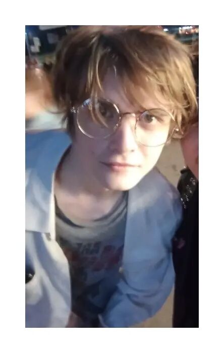  31765844  , 26 ,    -