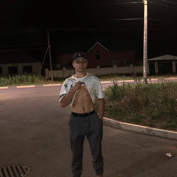  31878134  , 21 ,    