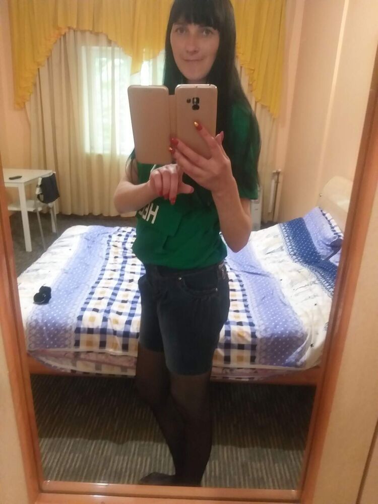  54172804  IULIIA, 39 ,    