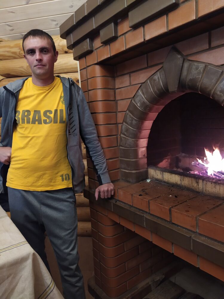  43148214  Sergey, 40 ,     