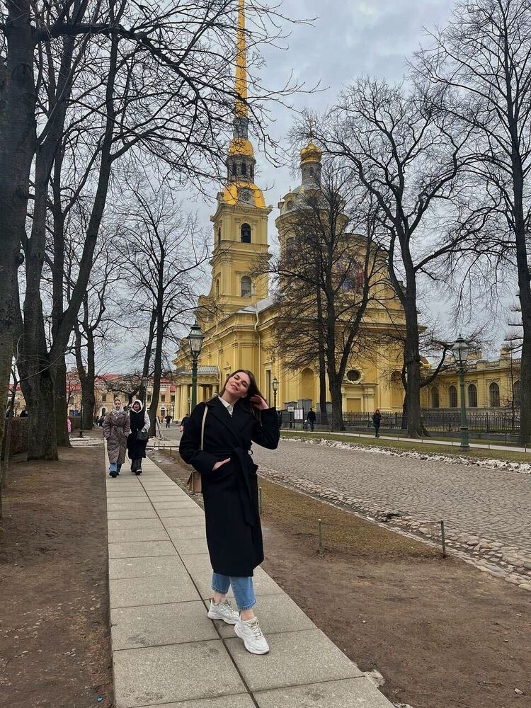  44047084  , 26 ,    -