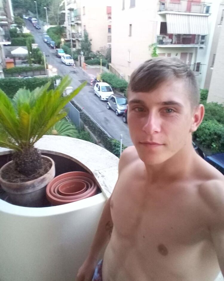  19288654  Ivan, 36 ,    