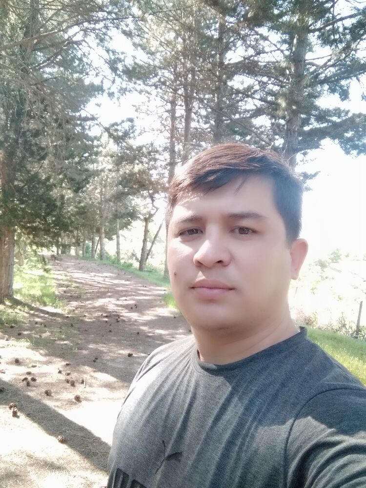  24036744  Akmal, 37 ,    