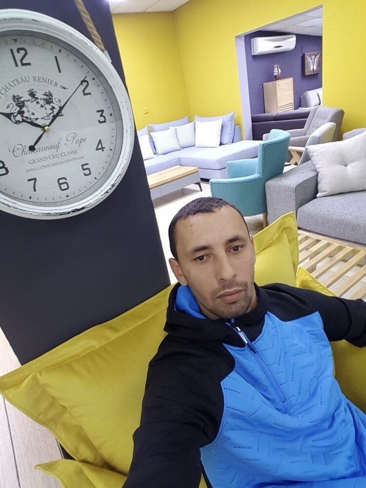  Tel Aviv-Yafo,   Ruslan, 36 ,   ,   , c 
