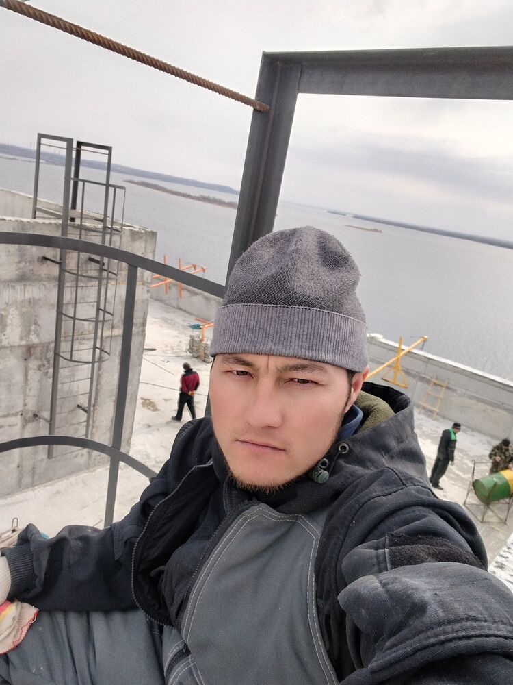  50774864  Yaxyobek, 28 ,    