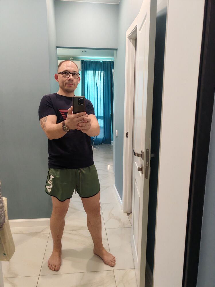 52584044  , 39 ,    -