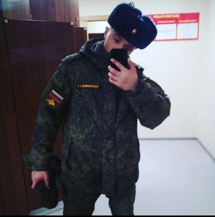  31763924  , 23 ,    