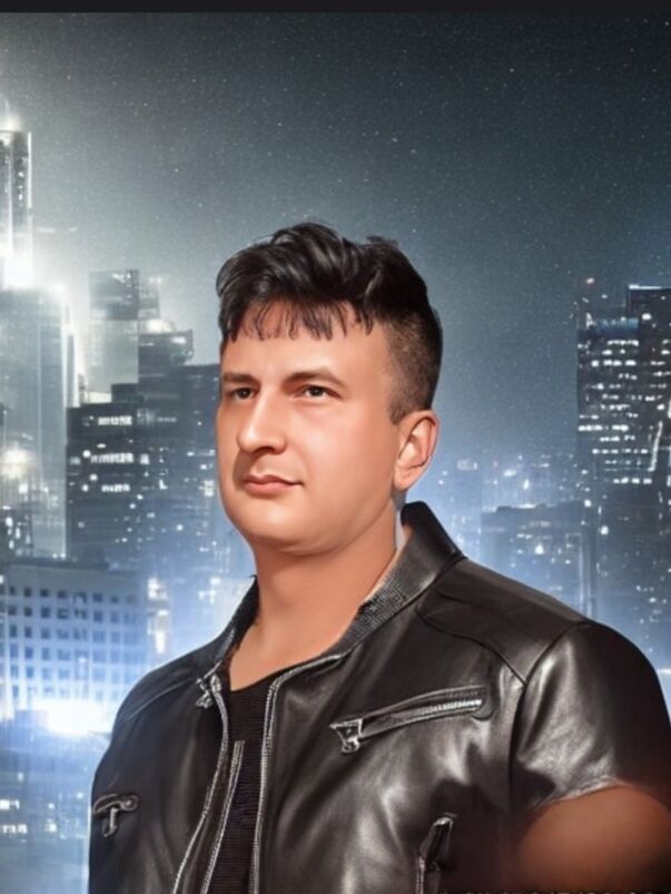  36908304  Roman, 32 ,    
