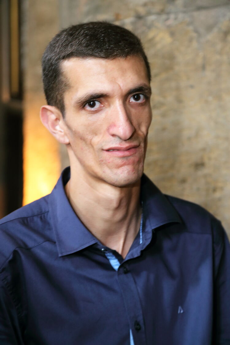  ,   VAHRAM, 42 ,   ,   