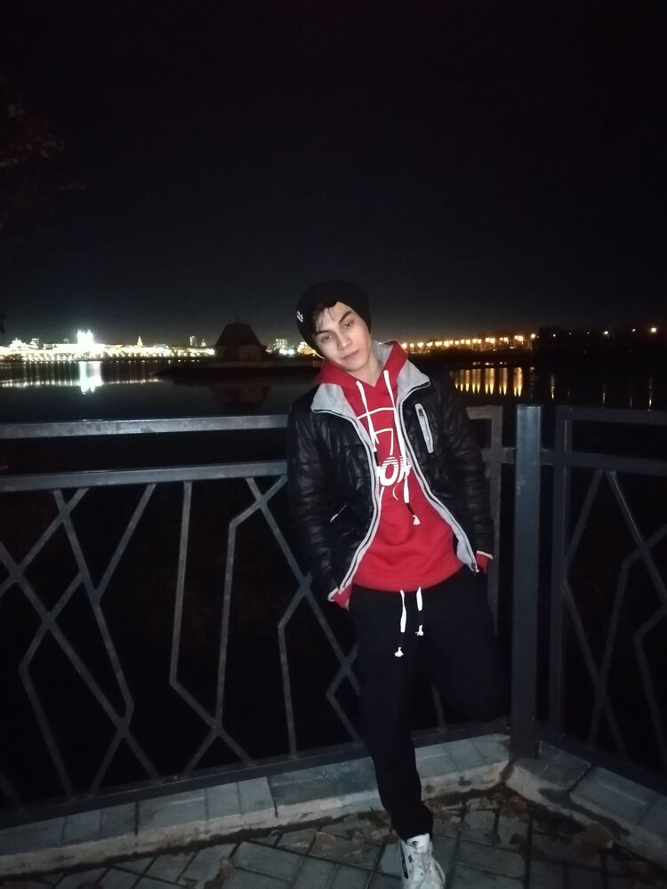  ,   Rodion, 21 ,   ,   