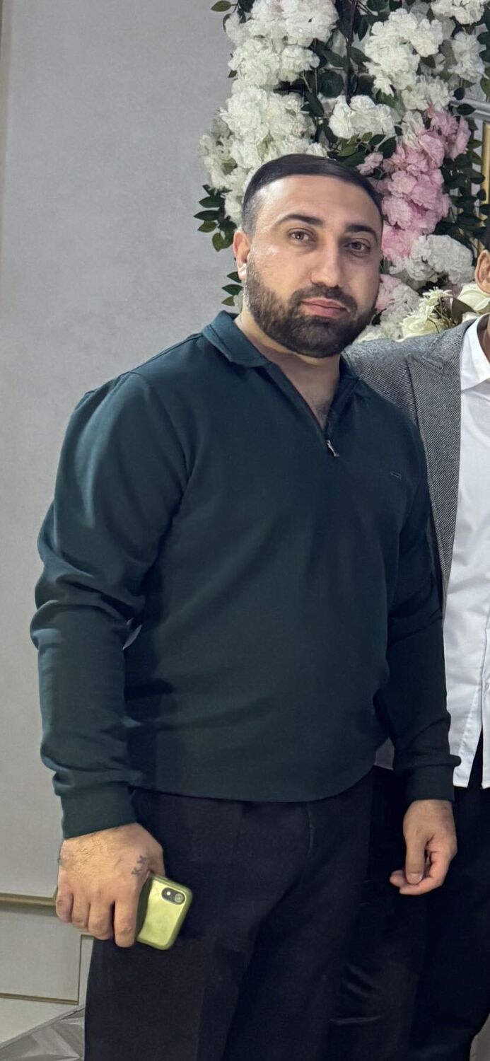  53450824  Kemal, 33 ,    
