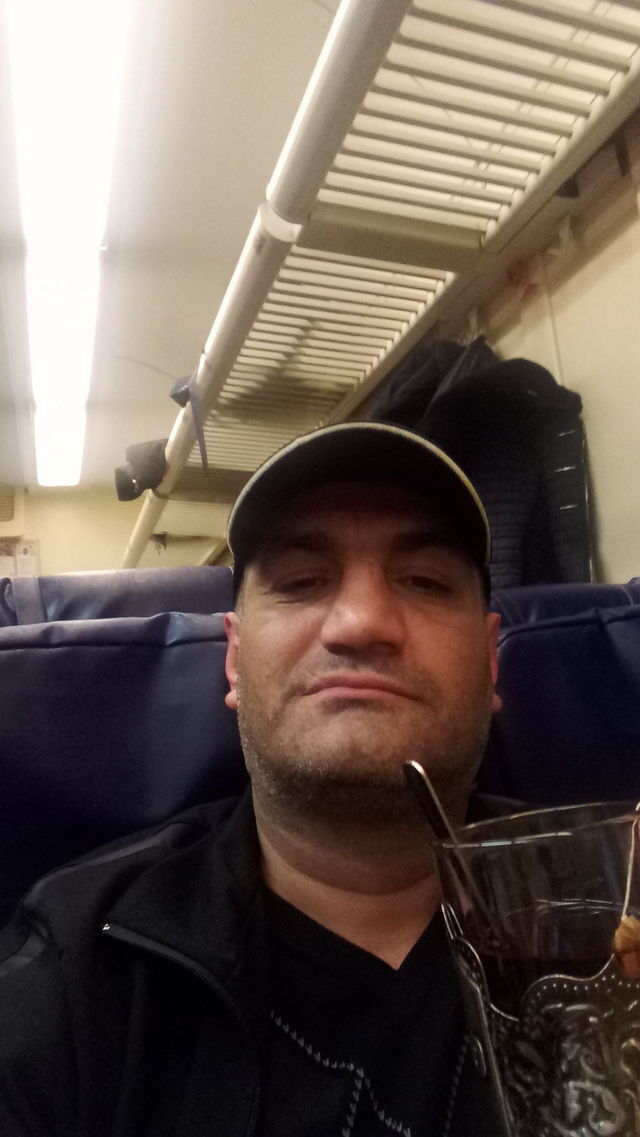  ,   Artur, 48 ,   ,   , c 