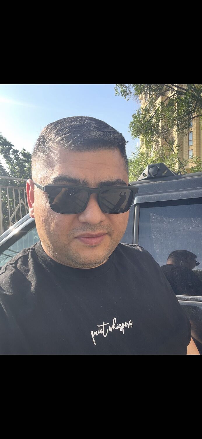  53492124  Vaho, 36 ,    