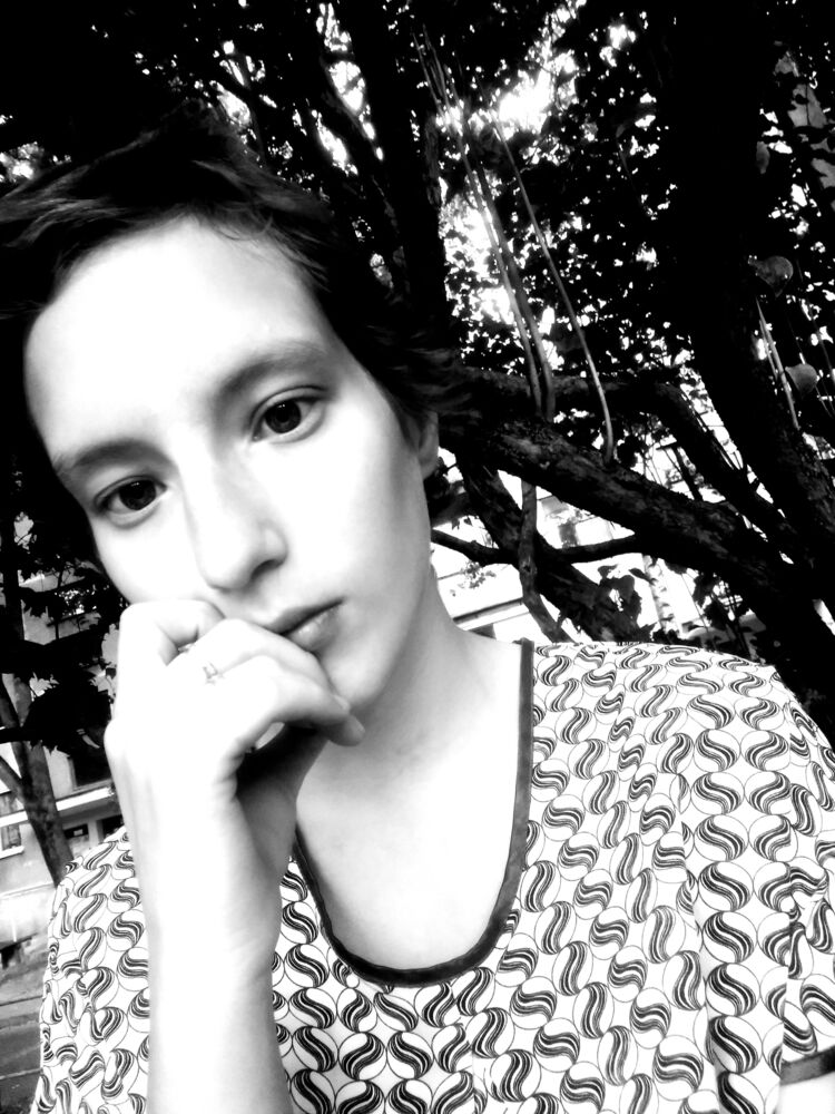  28747534  Nadezhda, 26 ,    