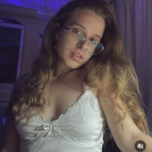  Adiyaman,   Katrina, 20 ,   