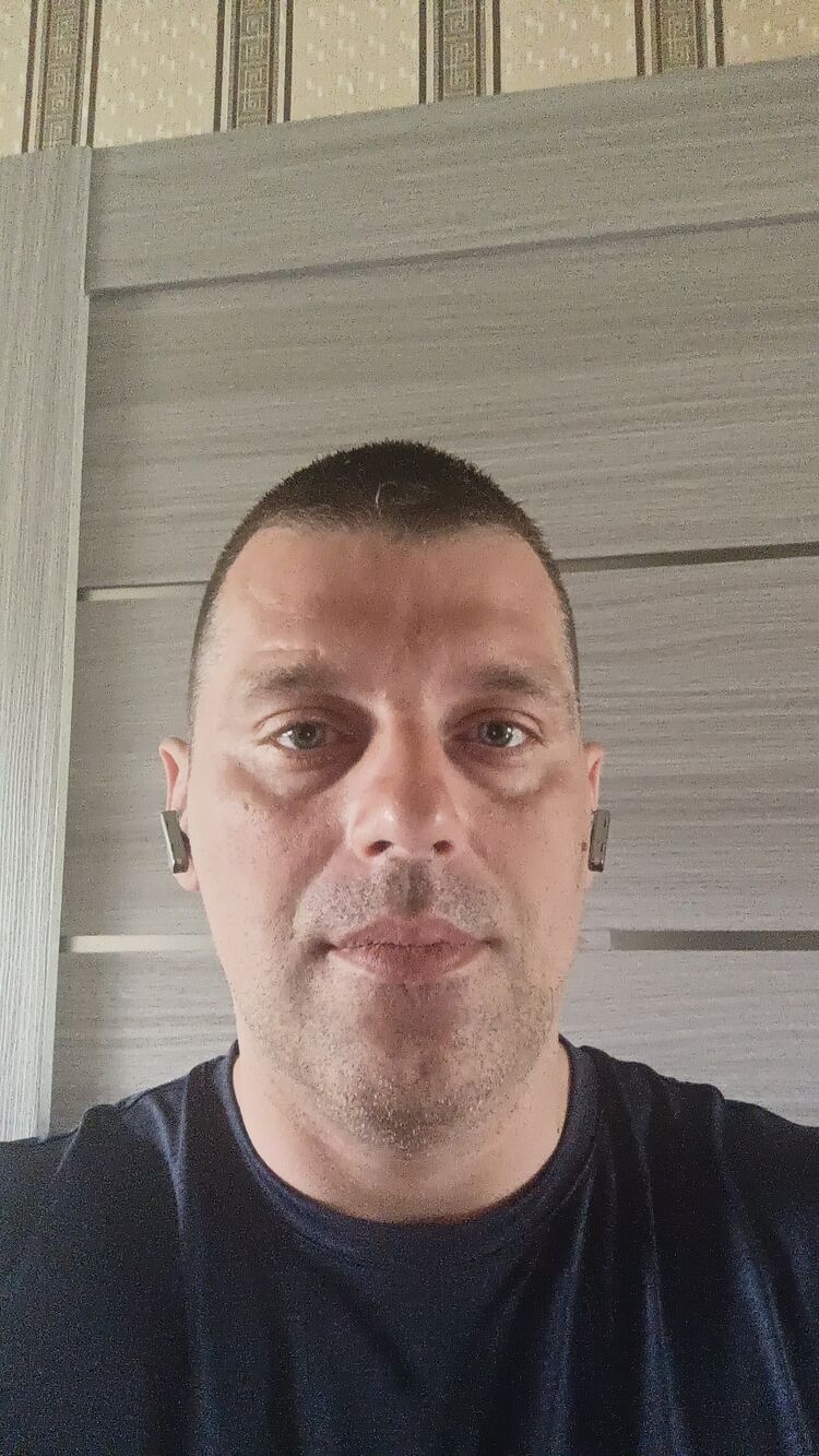  35709764  , 44 ,    