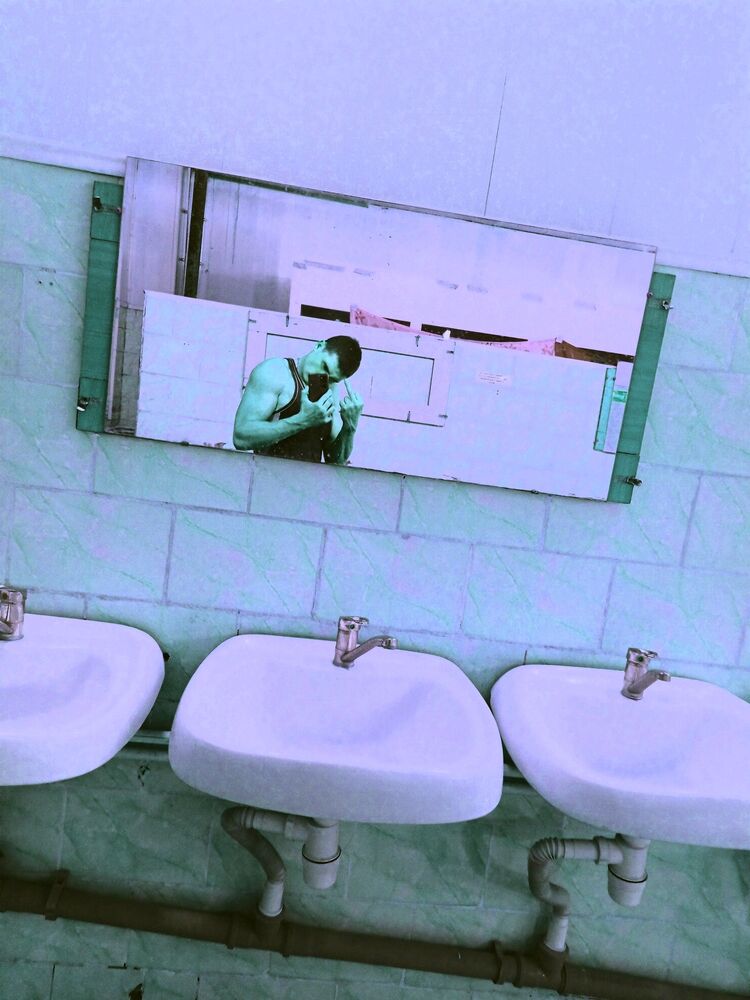  30132614  , 24 ,    