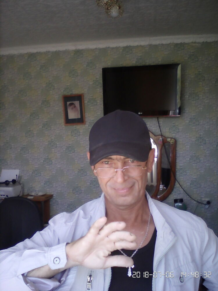  12735034  Pavel, 62 ,    