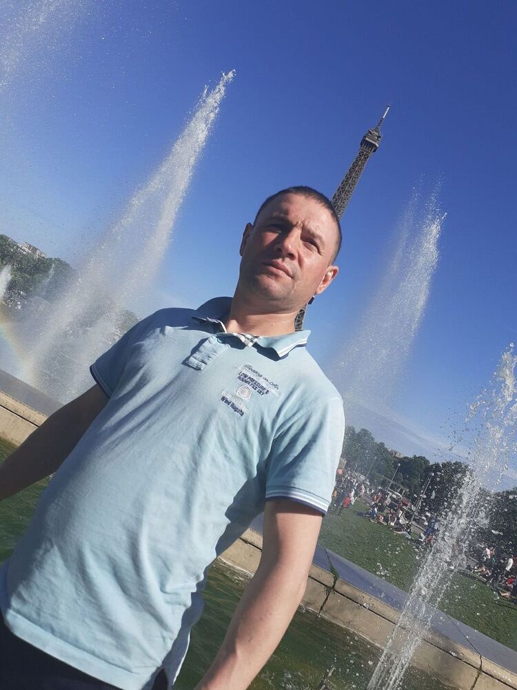  ,   Alexandru, 43 ,     , c 